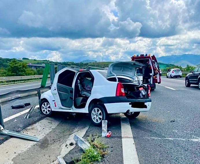 Accident pe A1, sensul București - Pitești. O persoană are nevoie de îngrijiri medicale