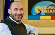 Valeriu Ştefan, un manager care respiră turism, la „Premiile de Excelență” ale „Argeșului”