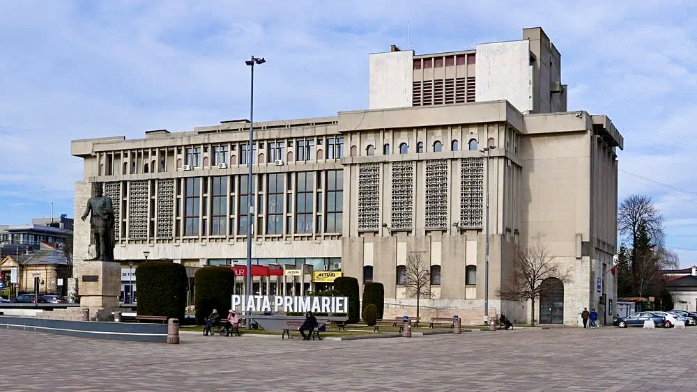 Teatrul „Alexandru Davila”