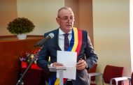 Nicolae Velcea a depus astăzi jurământul pentru un nou mandat la Primăria Ștefănești