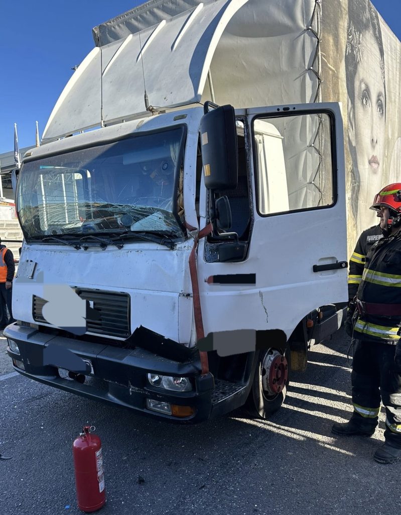 Accident rutier produs pe DN 73, mai multe mașini implicate