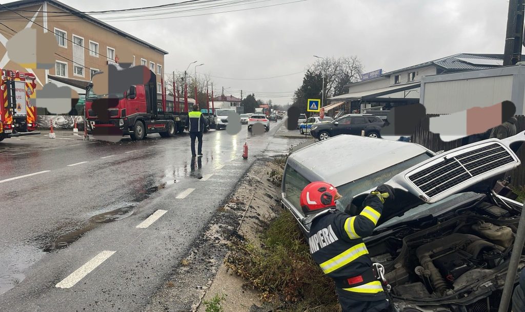 Accident într-o comună din Argeș, sunt implicate două mașini!