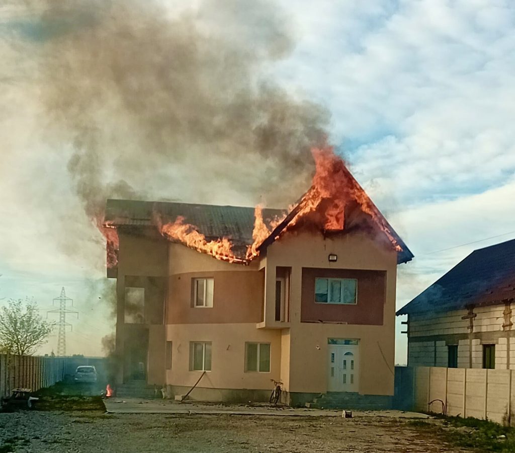 Incendiu în Argeș 