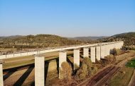 Povestea “drumului de fier”, cel mai înalt viaduct din România. Capodopera uitată în Argeș de 35 ani