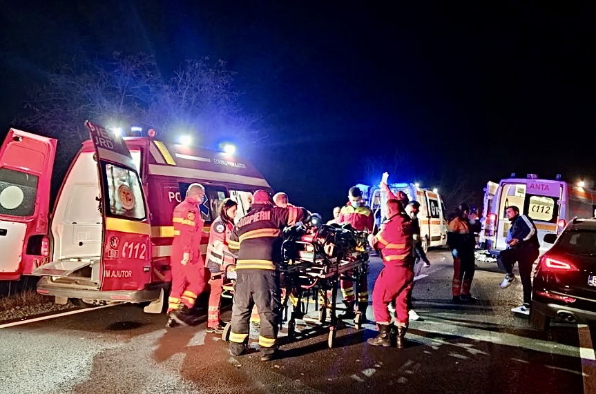 Accident grav acum, în Argeș. Femeie în stare de inconștiență