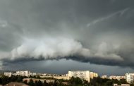 Vremea se schimbă din nou în toată țara. Mai multe județe, sub avertizare meteo