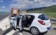 Autoturism răsturnat pe A1, km 120. Accident cu victime!