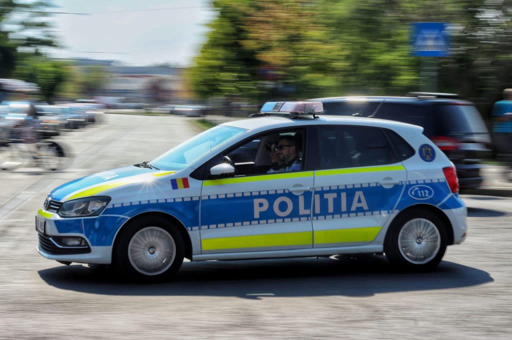 Poza pentru articolul Incredibil ce a pățit o femeie din Argeș la locul de muncă! Polițiștii au intervenit imediat