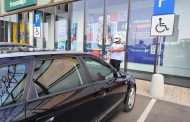 Pitești: Zeci de șoferi amendați pentru că au parcat pe locurile destinate persoanelor cu dizabilități