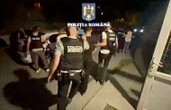 Bătaie la 4 dimineața în Pitești. Doi tineri reținuți după un scandal monstru într-o parcare