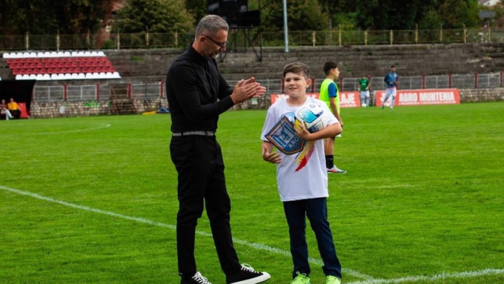 Mic campion, mari realizări! La 10 ani, Teodor Șerban, premiat de ARO Muscelul Câmpulung