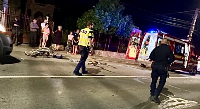 Biciclistă acroșată de un șofer băut în Albeștii de Argeș