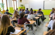 Colegiul „Zinca Golescu” Pitești, școală-pilot cu orar scurtat și zile de curs online