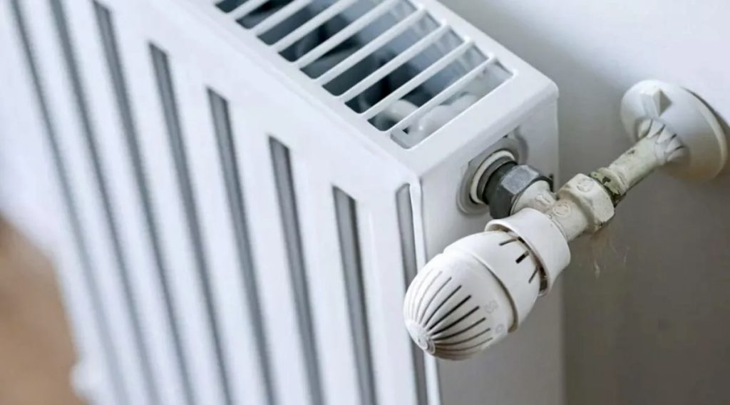 Termo Calor Confort anunță oprirea apei calde în Prundu pentru lucrări la conducte