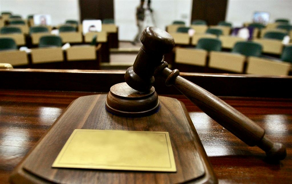 Criză de conducere în justiția argeșeană. Instanțele funcționează de luni bune fără lideri titulari