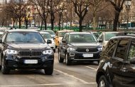 Schimbările în Codul Rutier au fost respinse! Șoferii nu vor putea conduce tractoare fără permis special