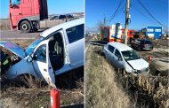 Accident rutier între trei vehicule pe DN 65, în comuna Bradu