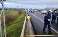 Accident mortal vineri dimineață! Pieton târât 500 de metri de un TIR