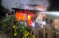 Locuință distrusă de incendiu la Nămăiești. Cauza, un coș de fum deteriorat