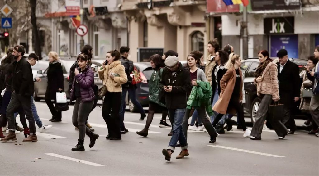 Oameni-pe-stradă- – Ziarul Argeşul - ediţia online