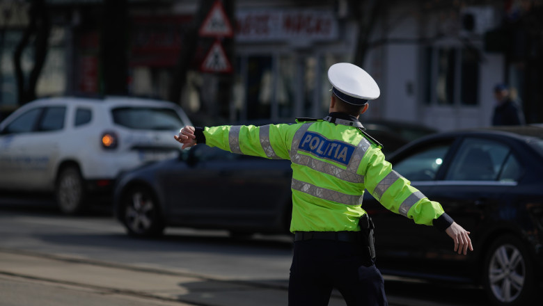 Pite&#537;ti. Urm&#259;rire &icirc;n trafic! &#536;ofer agresiv &#537;i b&#259;ut, oprit de poli&#539;i&#537;ti