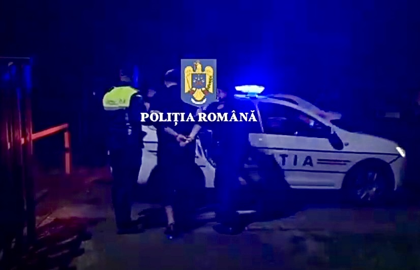 Amenințare cu cuțitul în Pitești. Bărbat luat pe sus de polițiști!