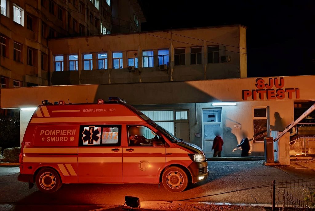 Spitalul-județean-Argeș-noaptea- – Ziarul Argeşul - ediţia online