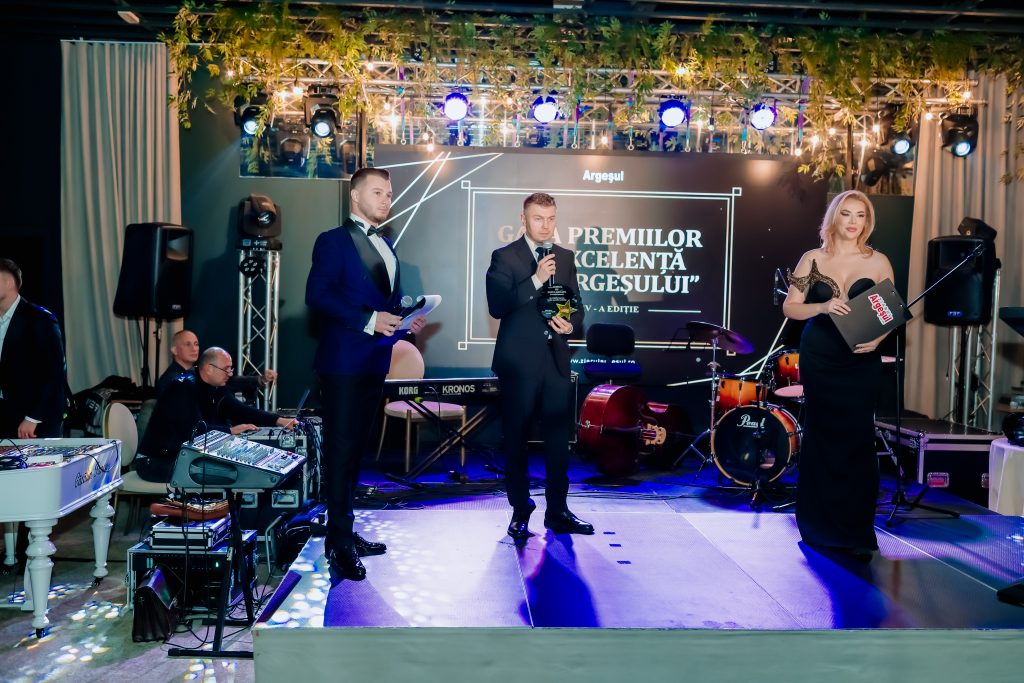 Catalin-Ușurelu-2 – Ziarul Argeşul - ediţia online