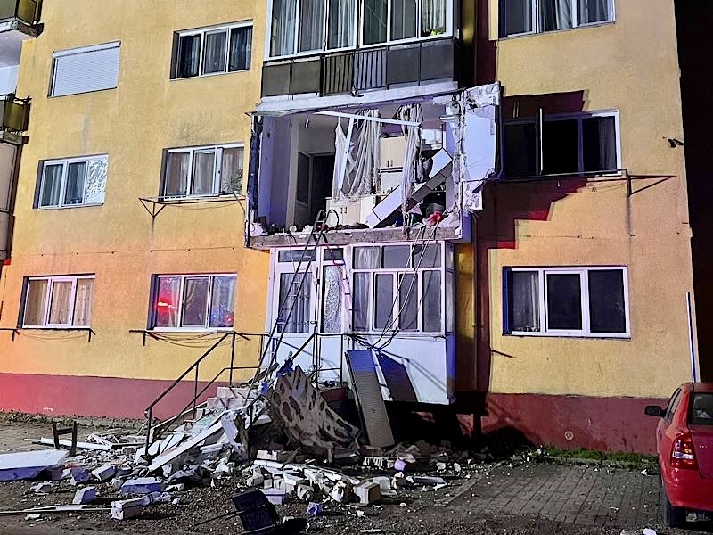 Explozie-bloc- – Ziarul Argeşul - ediţia online
