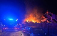 Gospodărie cuprinsă de flăcări în județul Argeș