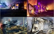 Hală cuprinsă de flăcări în comuna Buzoești. Intervin opt echipaje de pompieri