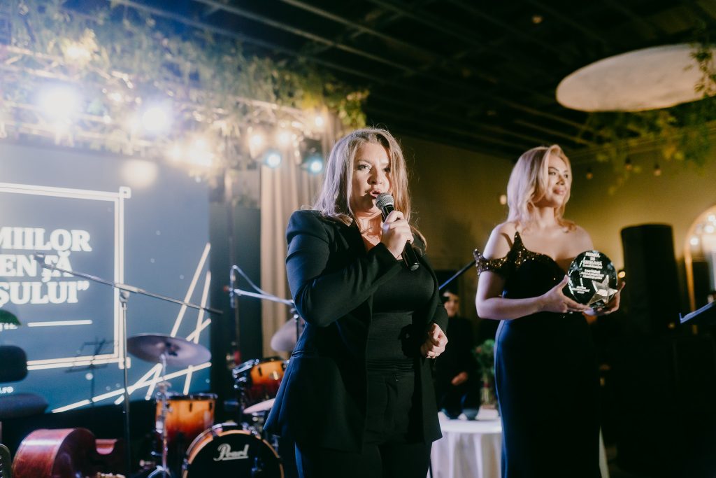 Ioana-Făcăleață- – Ziarul Argeşul - ediţia online