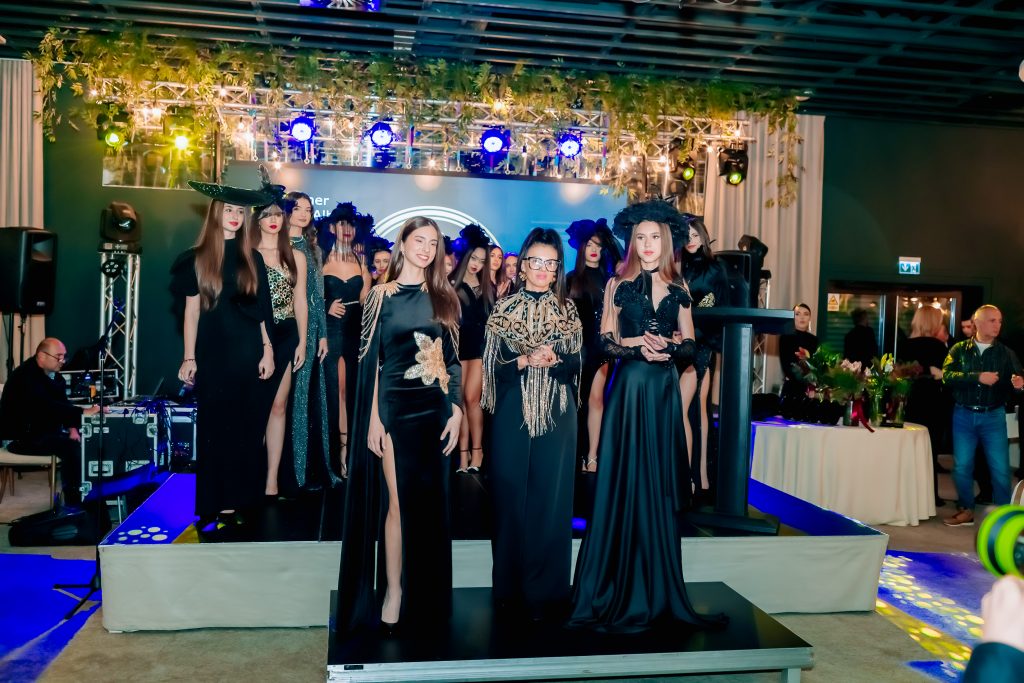 Școala-de-Modă-Valeria-Coman – Ziarul Argeşul - ediţia online