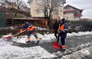 Primăria Pitești avertizează: curățarea zăpezii de pe trotuare este o obligație legală