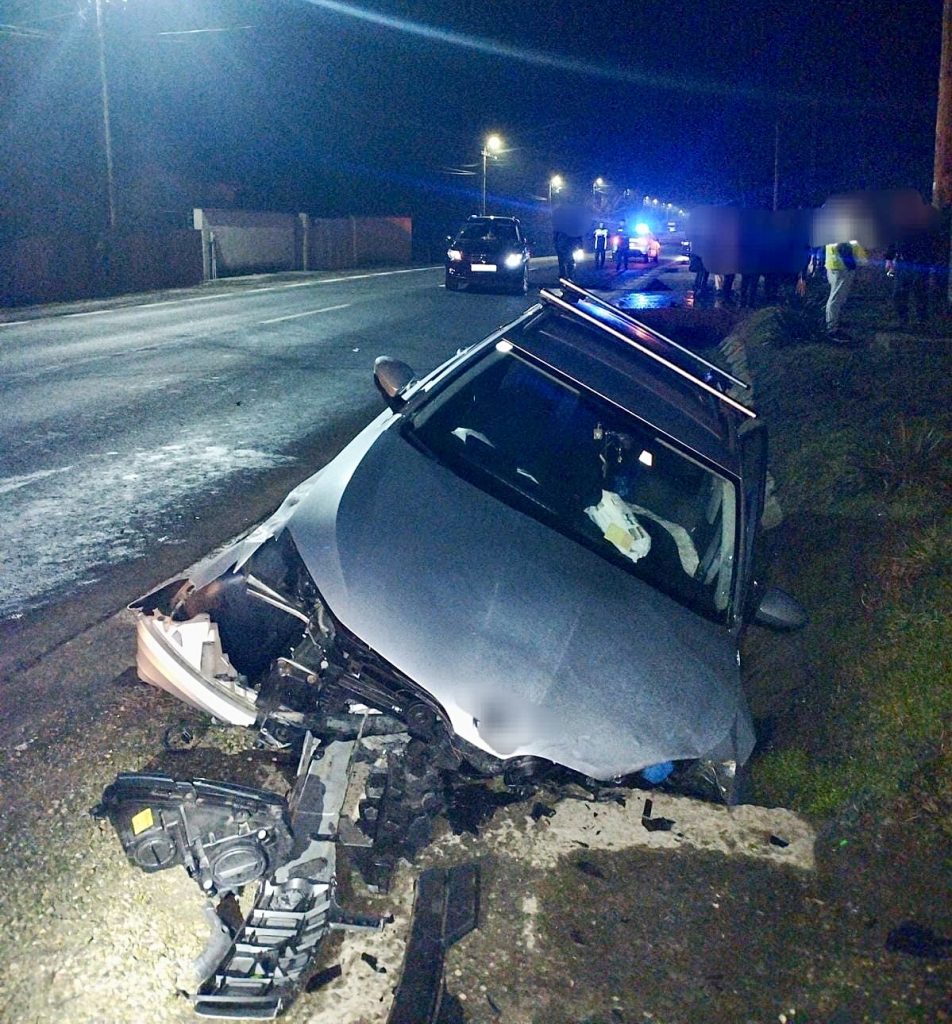 Poza pentru articolul Accident cu patru victime, inclusiv doi copii, în județul Argeș