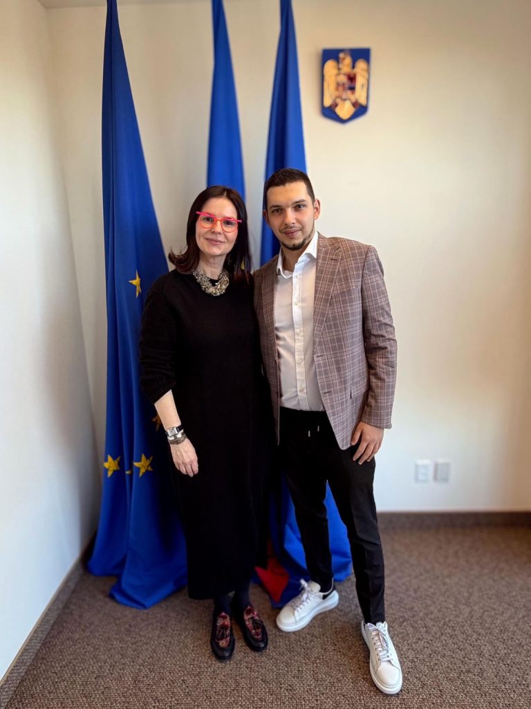 Poza pentru articolul „Cântec românesc pe pământ american” – Cătălin Iancu și bandul său duc folclorul românesc în inima diasporei