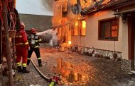 Incendiu devastator! Victimă descoperită în una dintre camere