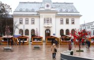 Târgul de Mărțișor s-a deschis astăzi, în Piața Primăriei Pitești