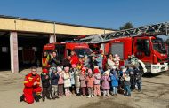 Copiii de la Akademy Babygarten au descoperit lumea pompierilor la ISU Argeș