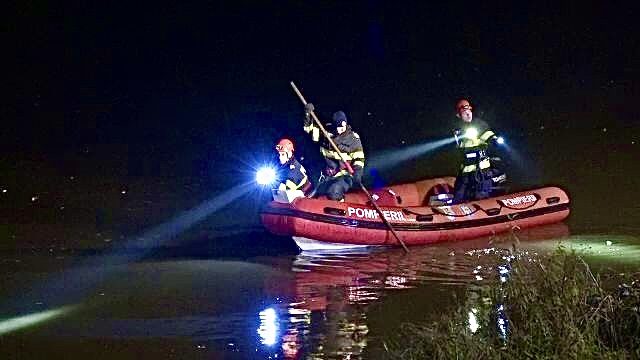 Cazut-apa- – Ziarul Argeşul - ediţia online