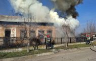 Explozie urmată de incendiu. Bărbat în stare critică