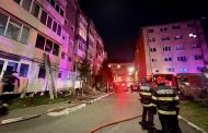 Incendiu într-un apartament. 50 de persoane evacuate, bărbat în stare gravă