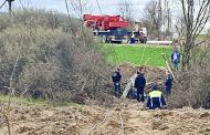 Un muncitor și-a pierdut viața după ce stâlpul de electricitate s-a prăbușit peste el