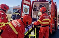 Accident grav! Două persoane au fost scoase dintre fiarele contorsionate