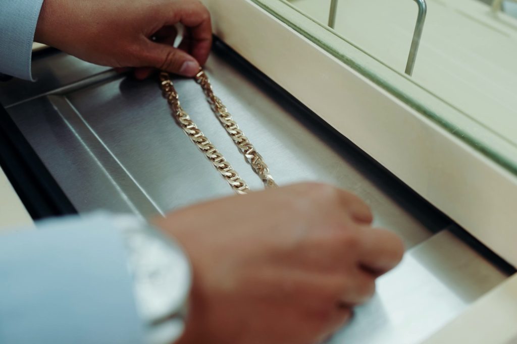 c1c0c8c2-022b-40a0-846c-53d3930f3b97 – Ziarul Argeşul - ediţia online