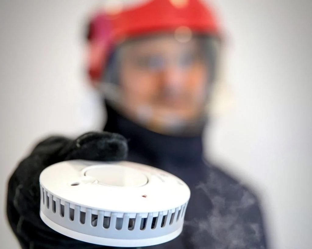 detectoare-de-fum-și-monoxid – Ziarul Argeşul - ediţia online detectoare de fum și monoxid