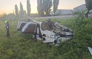 eCall a alertat 112 după un impact devastator! Două victime aruncate din mașină