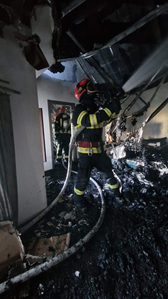 Pompieri-incendiu- – Ziarul Argeşul - ediţia online