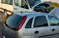 Accident cu cinci victime pe A1. Microbuz și autoturism implicate