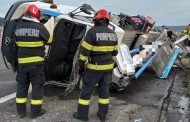 Autoutilitară răsturnată pe autostrada A10. O persoană a fost grav rănită